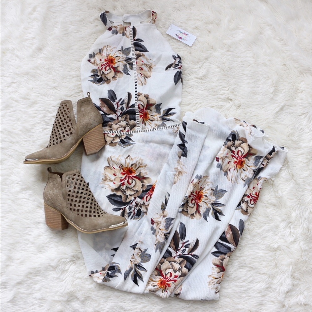 White Floral Halter Open Back Maxi Long Dress